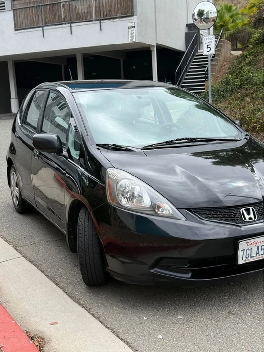 2010 Honda Fit - Image 2 of 19