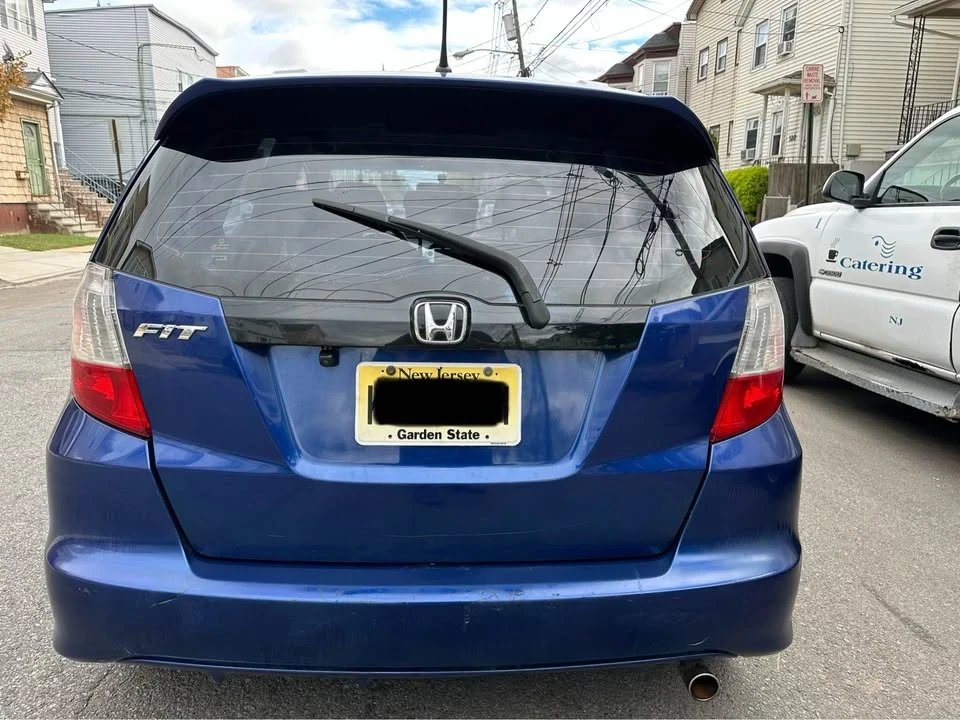 2010 Honda Fit - Image 5 of 10