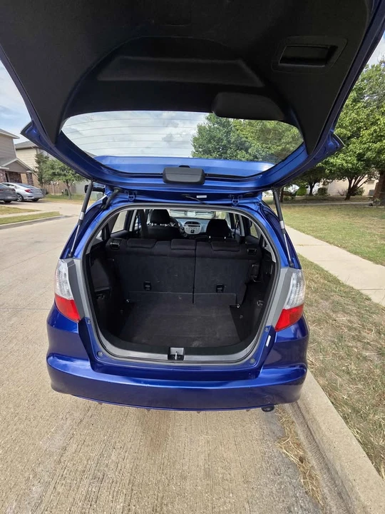 2010 Honda Fit - Image 4 of 9