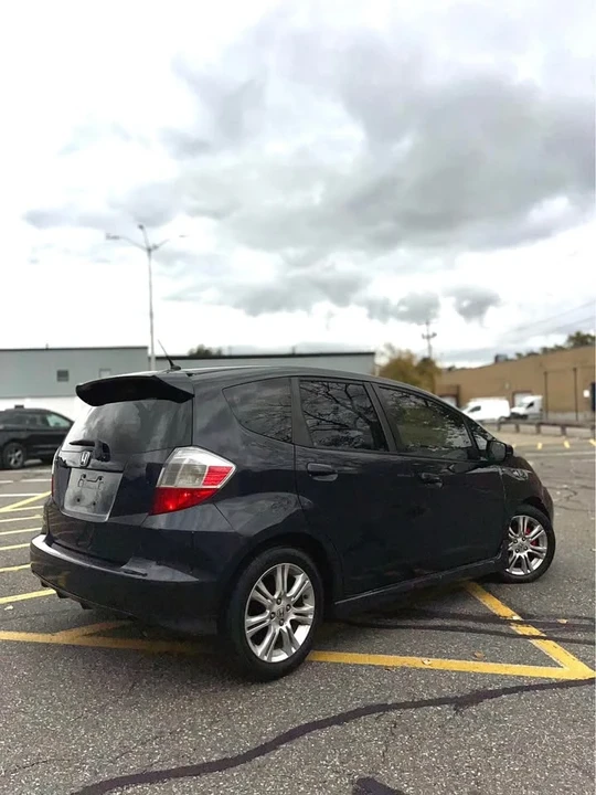 2010 Honda Fit - Image 4 of 19