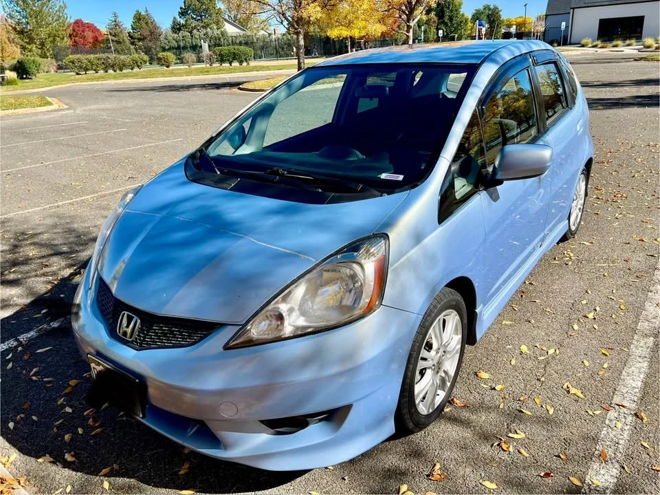 2010 Honda Fit - Image 3 of 20