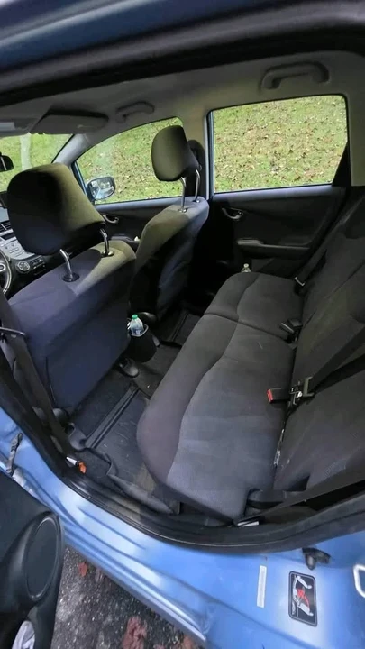 2010 Honda Fit - Image 4 of 8