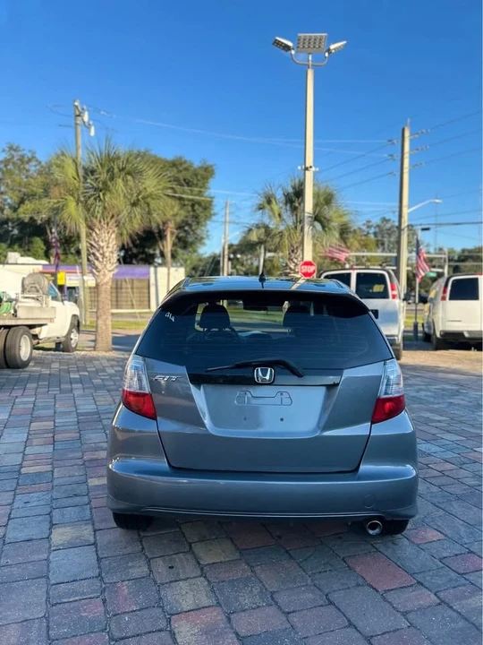 2010 Honda Fit - Image 5 of 15