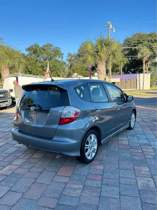 2010 Honda Fit - Image 4 of 15