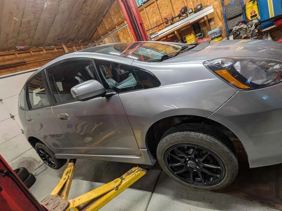 2010 Honda Fit - Image 4 of 8