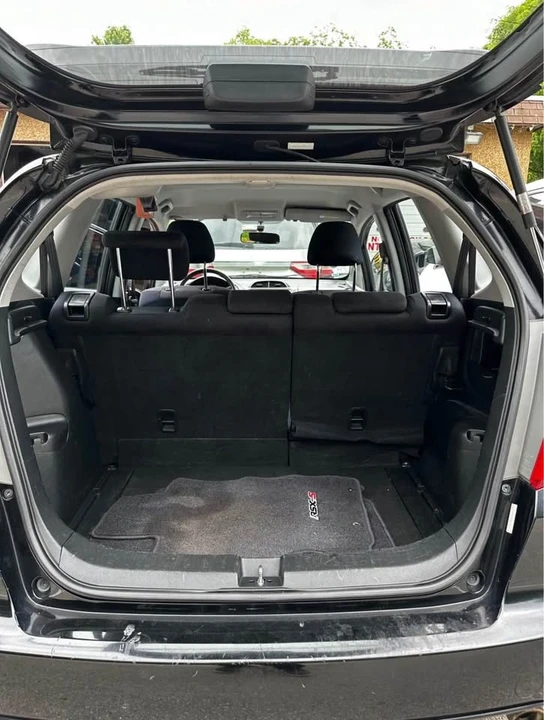 2010 Honda Fit - Image 6 of 10