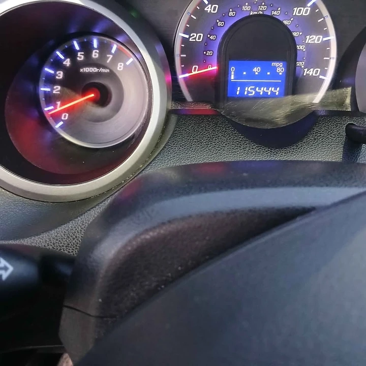 2010 Honda Fit - Image 6 of 9