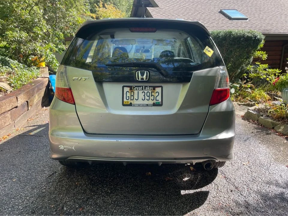 2010 Honda Fit - Image 2 of 12