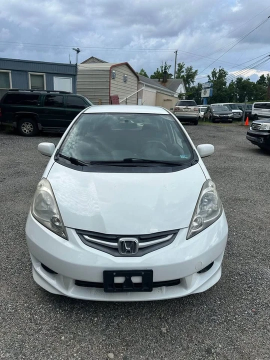 2010 Honda Fit - Image 2 of 6