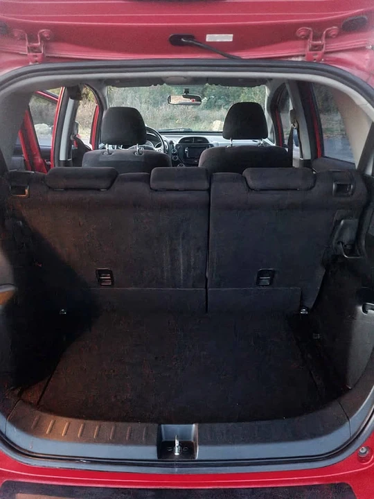2010 Honda Fit - Image 12 of 13