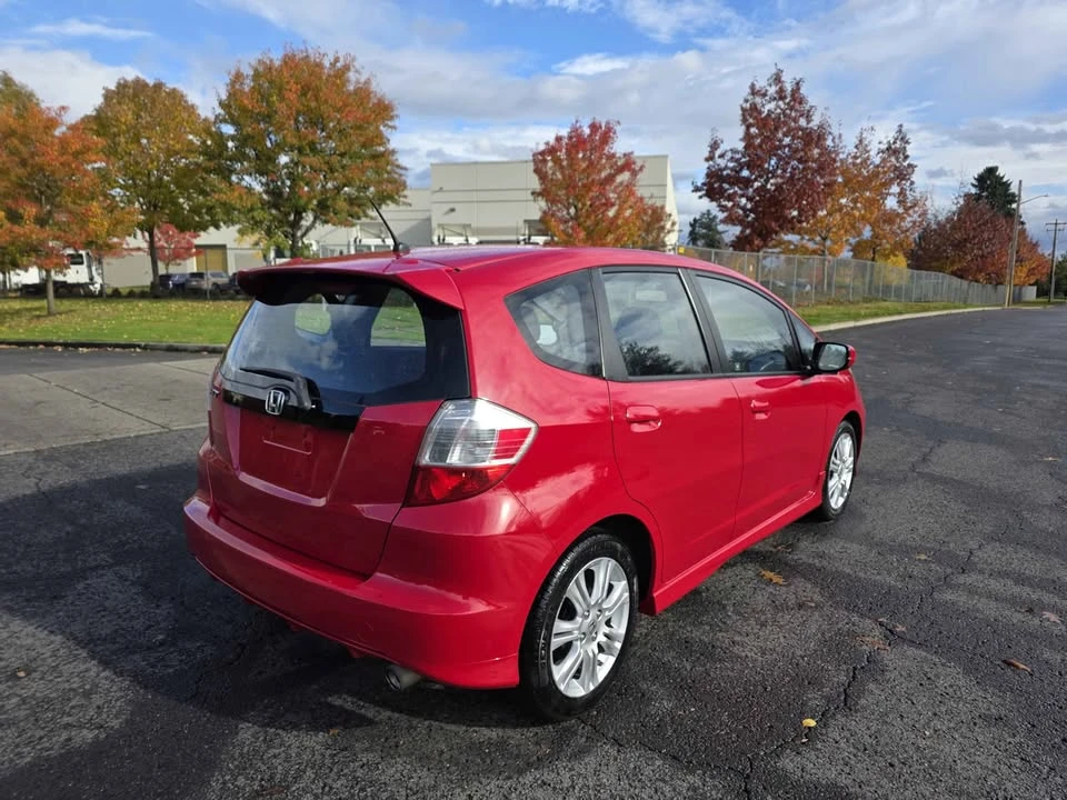 2010 Honda Fit - Image 3 of 15
