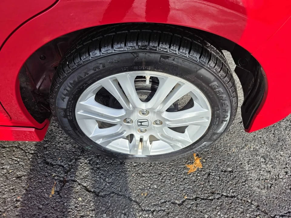 2010 Honda Fit - Image 15 of 15