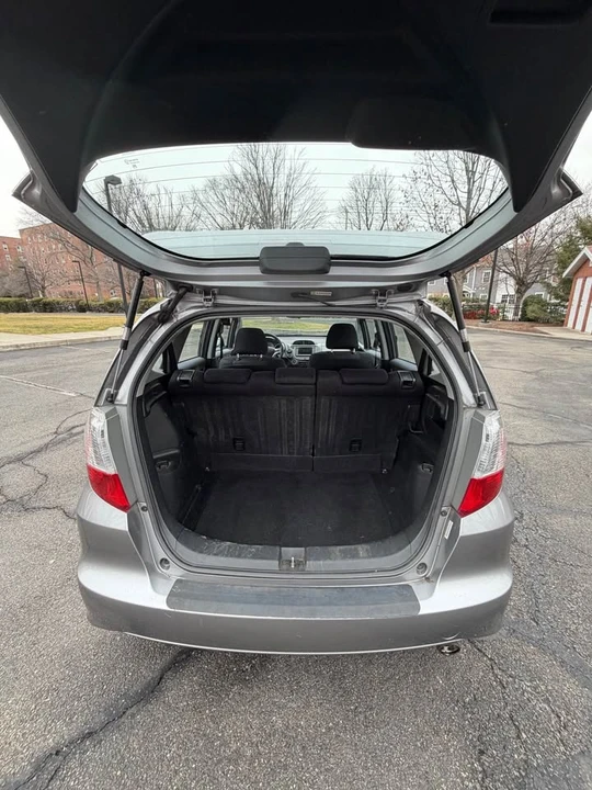 2010 Honda Fit - Image 3 of 11