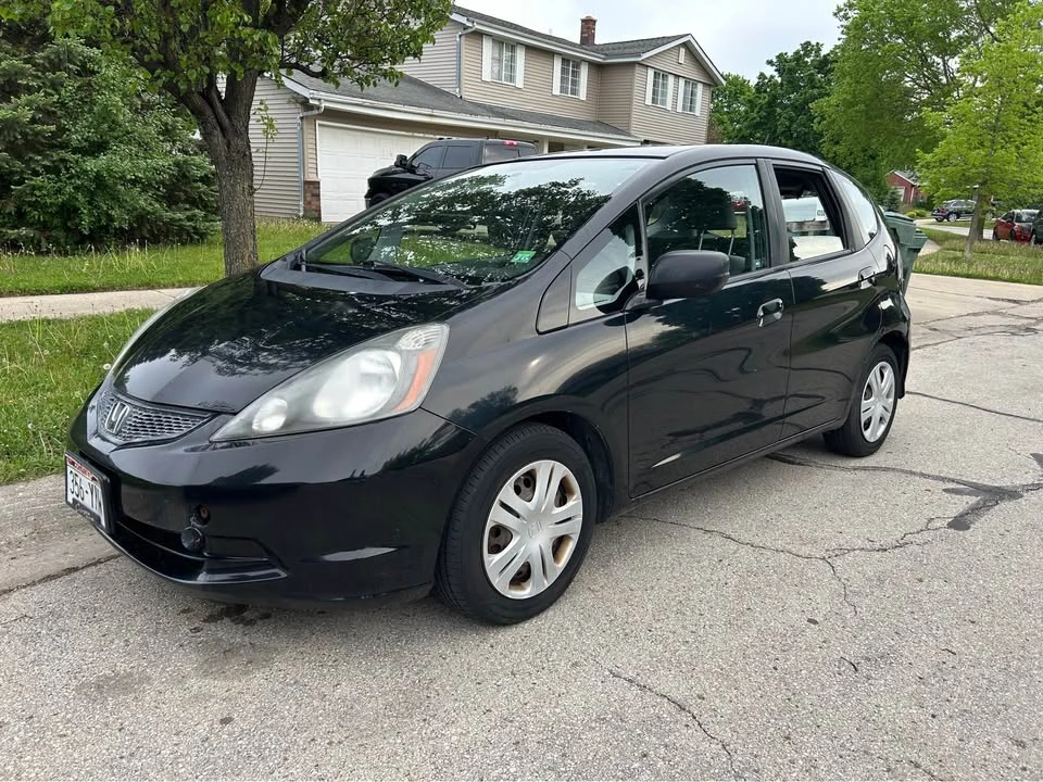2010 Honda Fit - Image 4 of 10