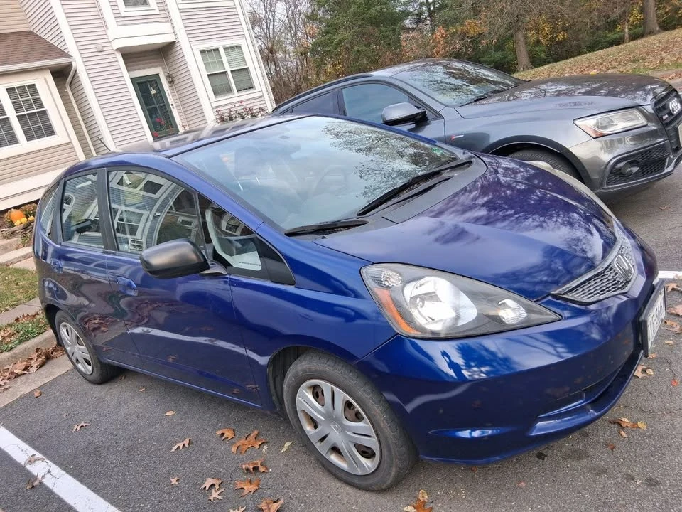 2010 Honda Fit - Image 18 of 20