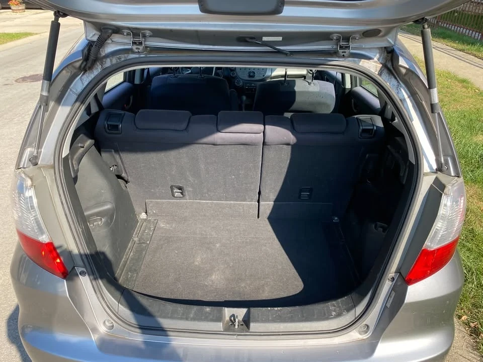 2010 Honda Fit - Image 7 of 11