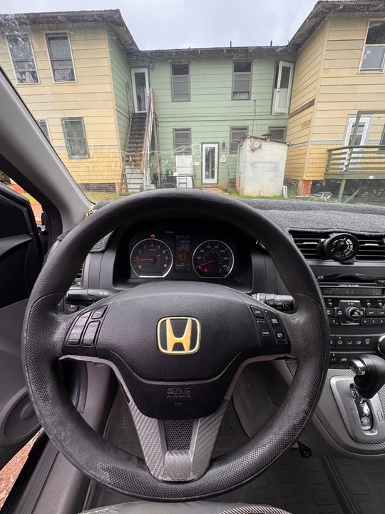2010 Honda CR-V 3rd Gen - Image 8 of 14