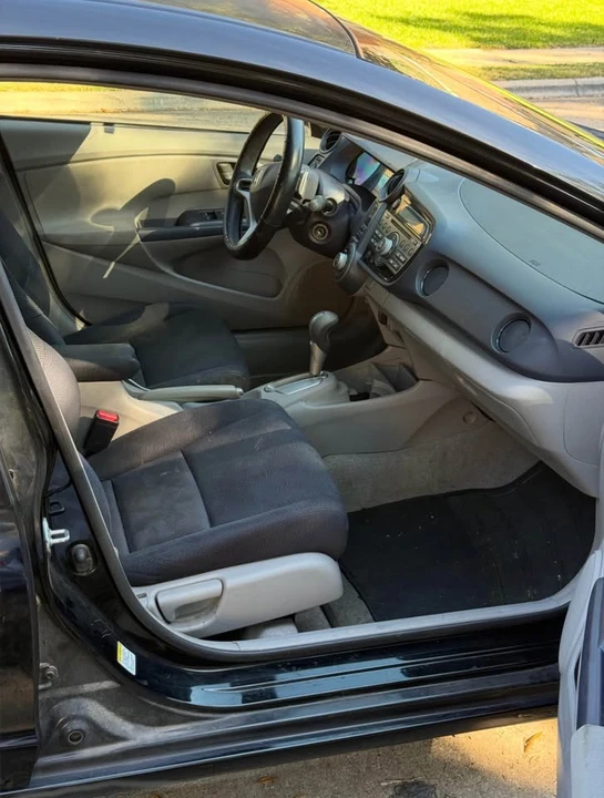 2010 Honda Insight 2nd Gen - Image 7 of 15