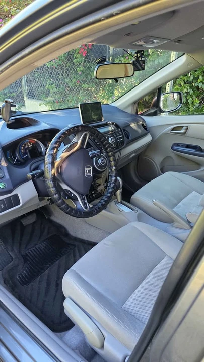 2010 Honda Insight 2nd Gen - Image 10 of 10