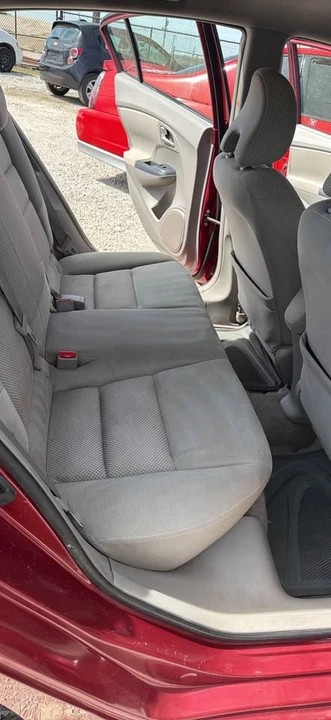 2010 Honda Insight 2nd Gen - Image 16 of 16