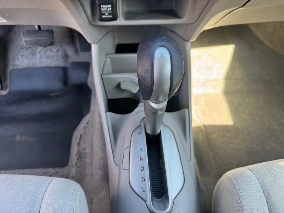 2010 Honda Insight 2nd Gen - Image 19 of 20