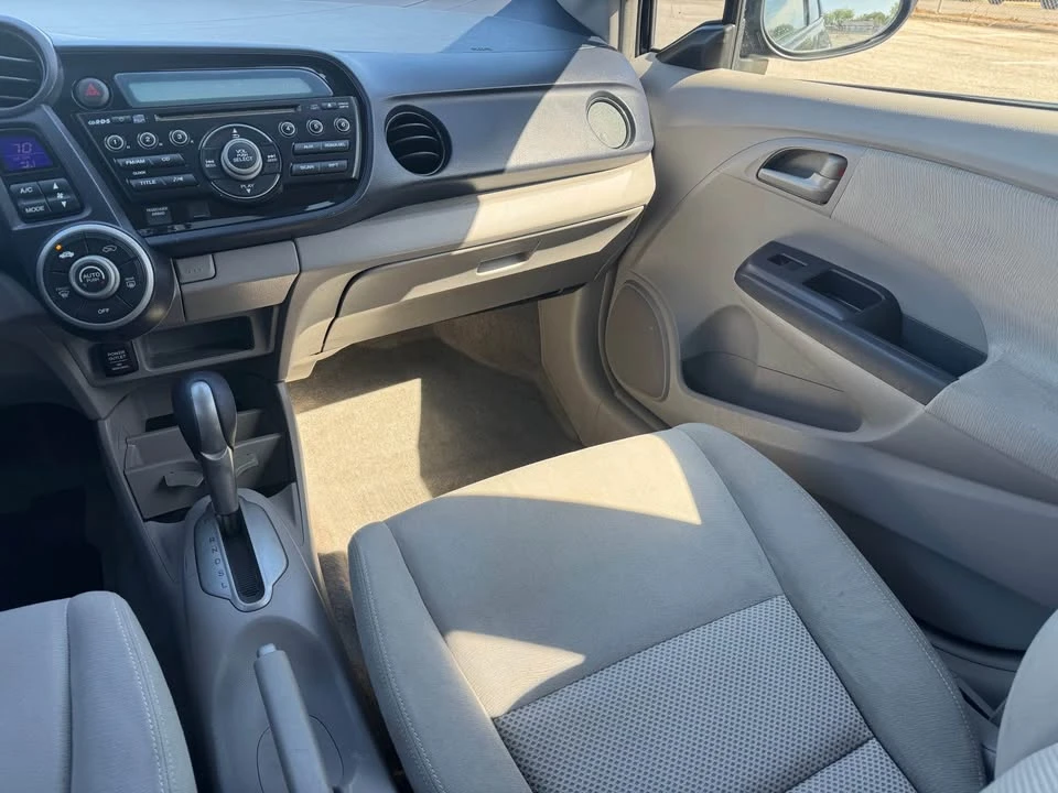 2010 Honda Insight 2nd Gen - Image 16 of 20