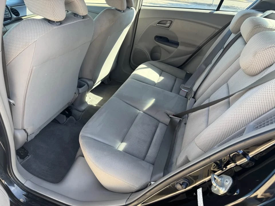 2010 Honda Insight 2nd Gen - Image 10 of 20