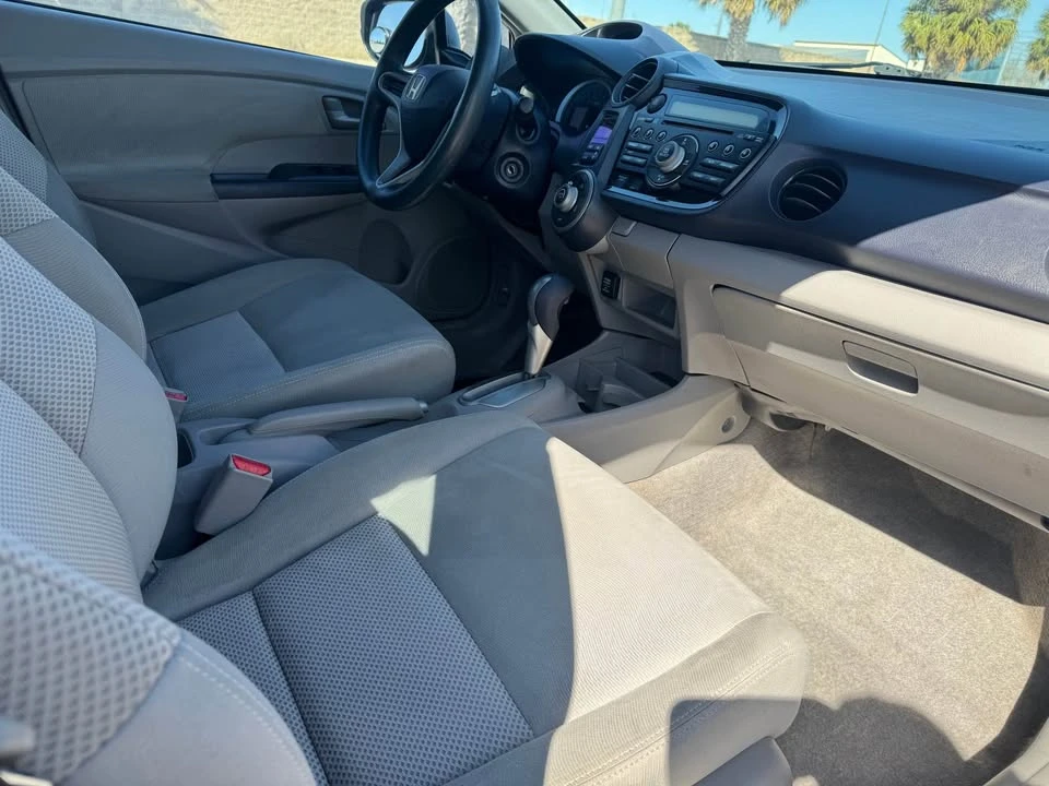 2010 Honda Insight 2nd Gen - Image 12 of 20