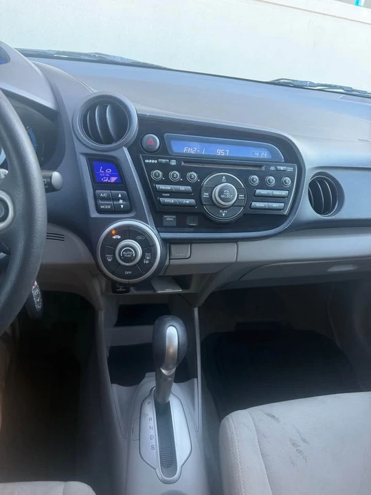 2010 Honda Insight 2nd Gen - Image 8 of 8