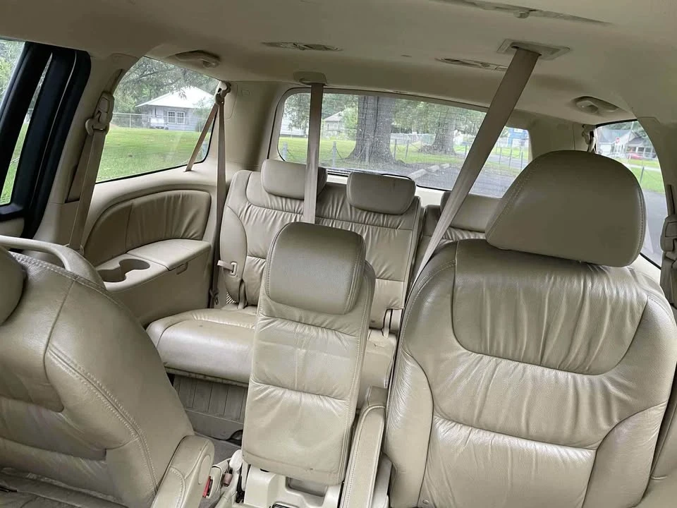 2010 Honda Odyssey - Image 6 of 6