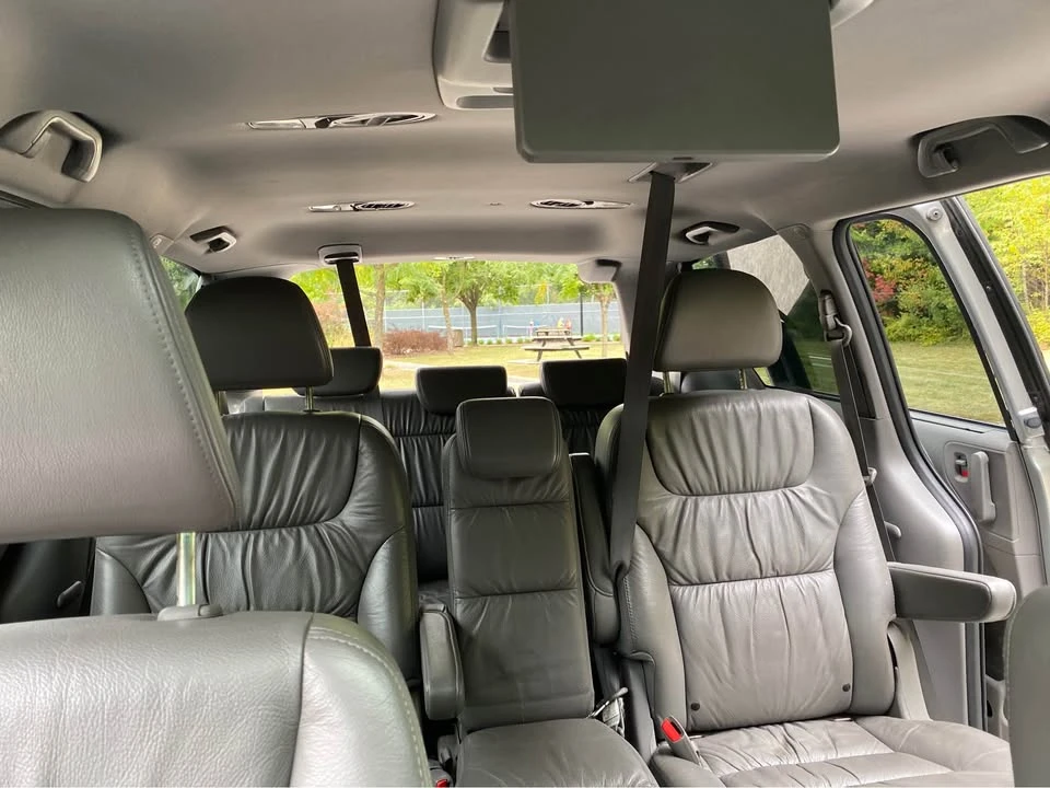 2010 Honda Odyssey - Image 4 of 10