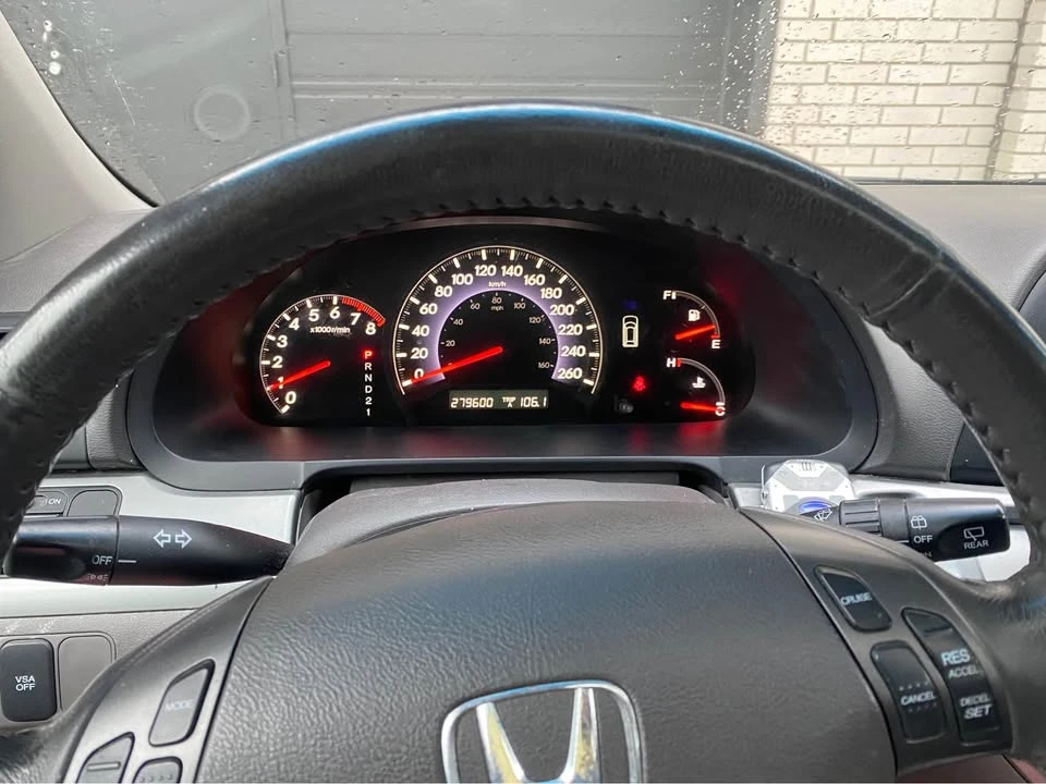 2010 Honda Odyssey - Image 9 of 10
