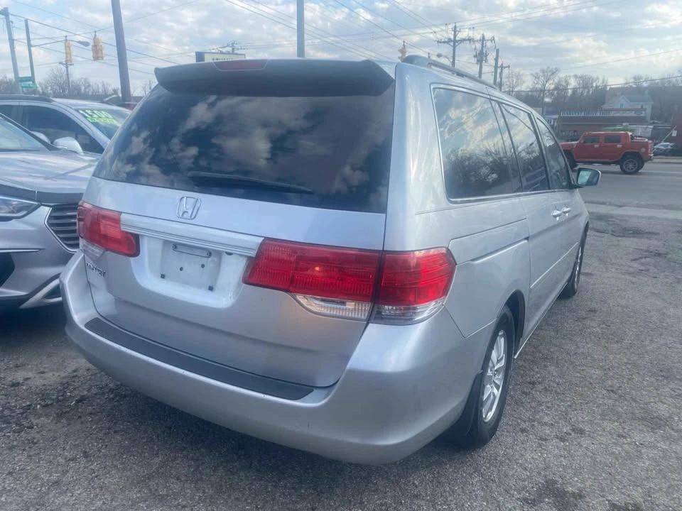 2010 Honda Odyssey - Image 14 of 15