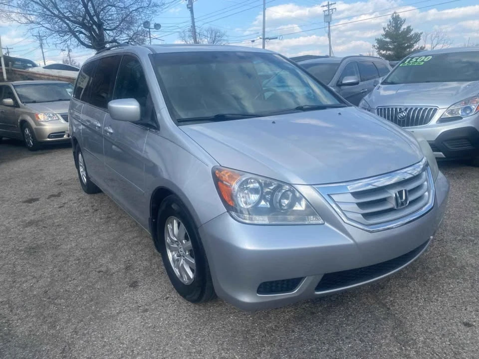 2010 Honda Odyssey - Image 2 of 15
