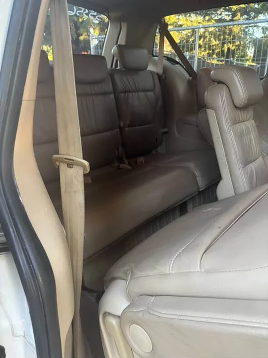 2010 Honda Odyssey - Image 5 of 10