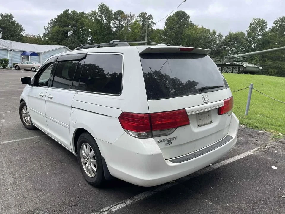 2010 Honda Odyssey - Image 3 of 6