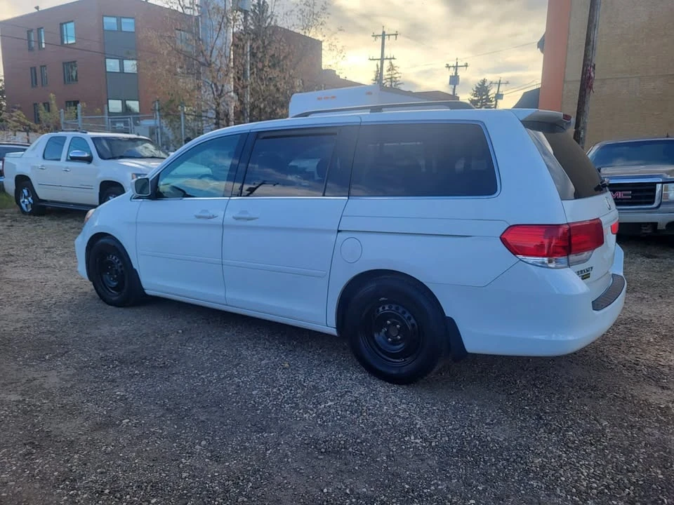 2010 Honda Odyssey - Image 6 of 15