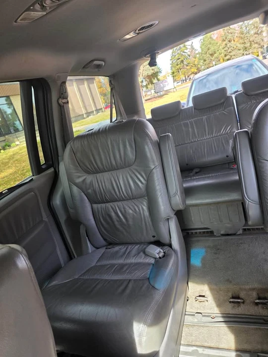 2010 Honda Odyssey - Image 10 of 10