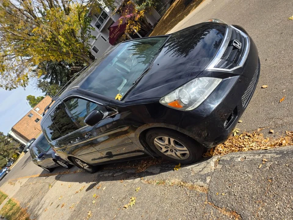 2010 Honda Odyssey - Image 3 of 10