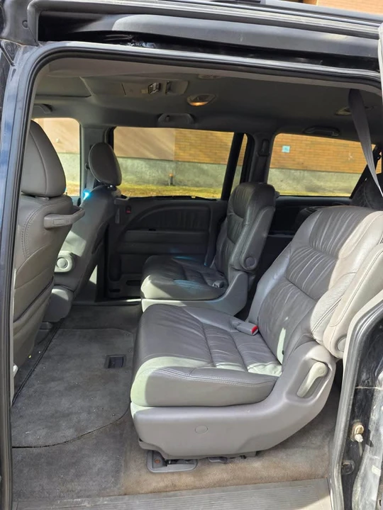 2010 Honda Odyssey - Image 7 of 10