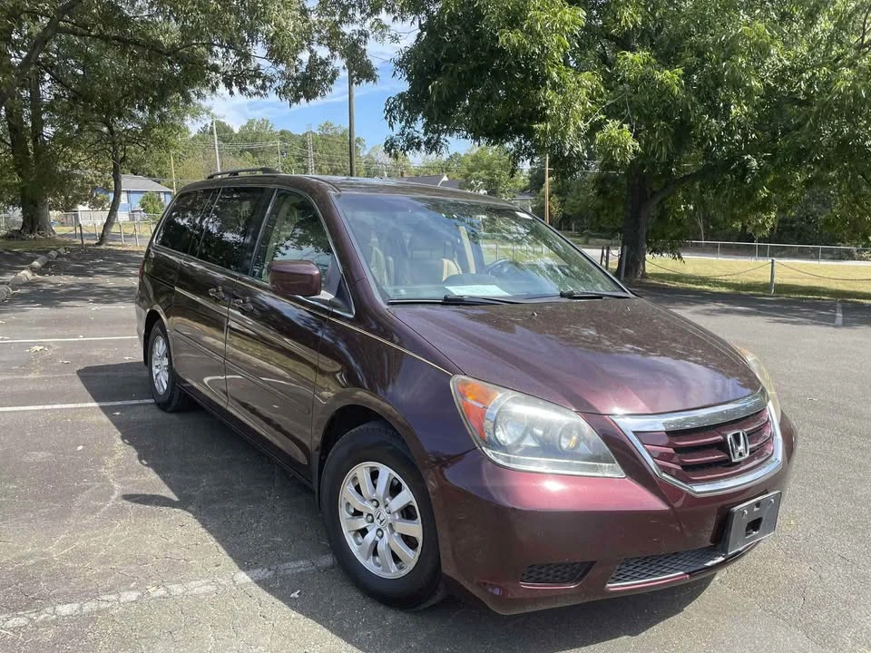 2010 Honda Odyssey - Image 2 of 7