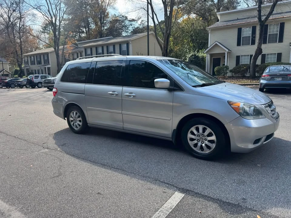 2010 Honda Odyssey - Image 4 of 13