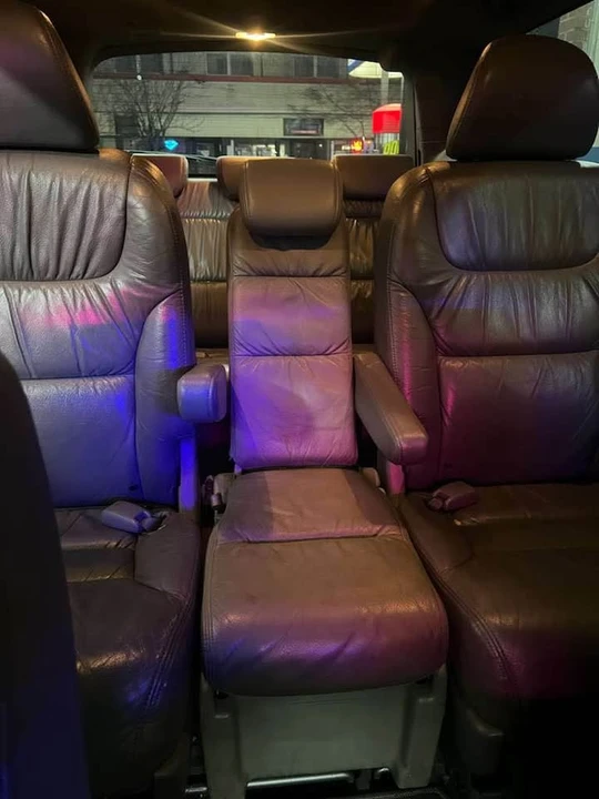 2010 Honda Odyssey - Image 12 of 14