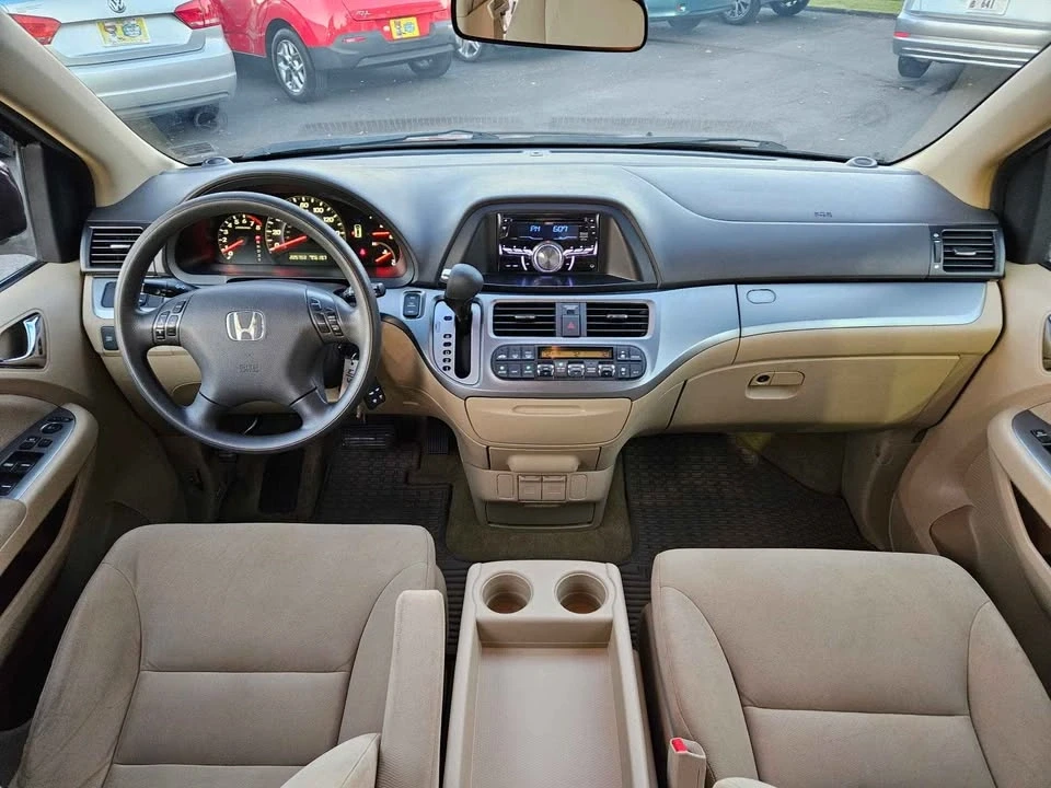 2010 Honda Odyssey - Image 16 of 19