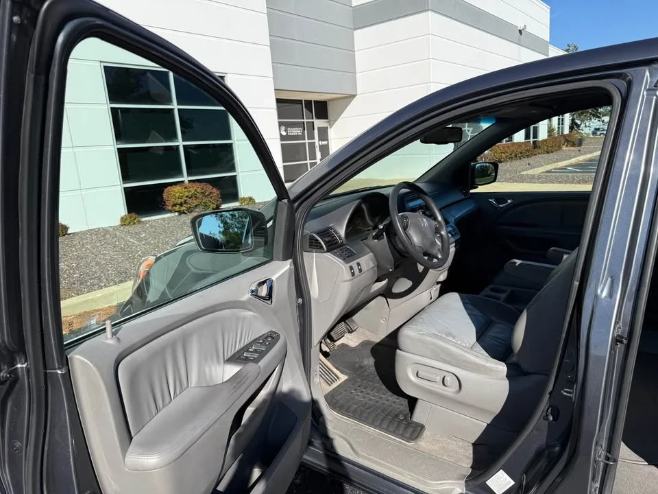 2010 Honda Odyssey - Image 5 of 11