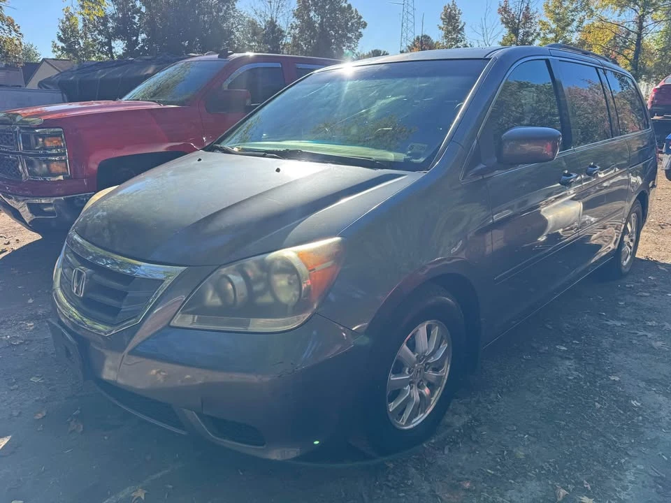2010 Honda Odyssey - Image 3 of 12