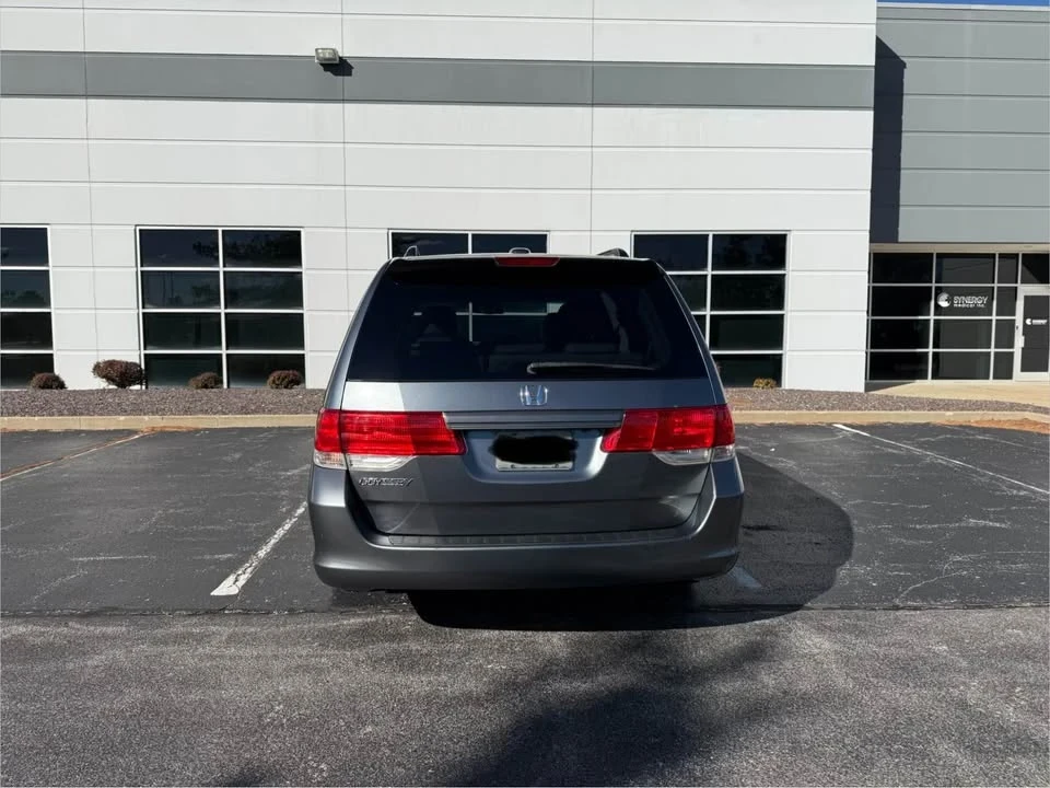 2010 Honda Odyssey - Image 11 of 11