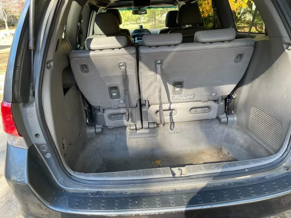 2010 Honda Odyssey - Image 8 of 9