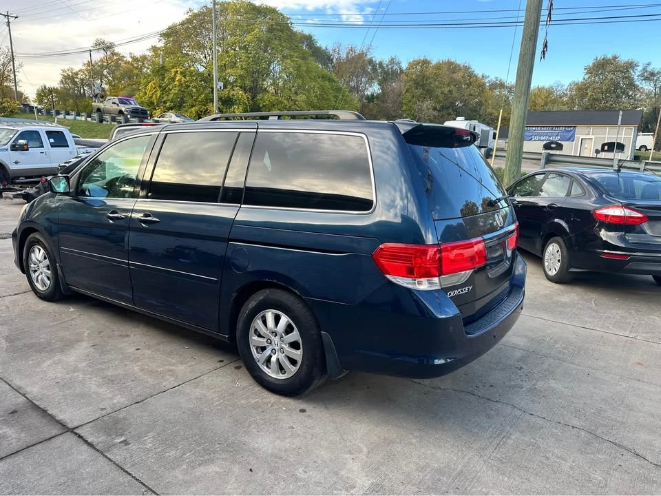 2010 Honda Odyssey - Image 3 of 20