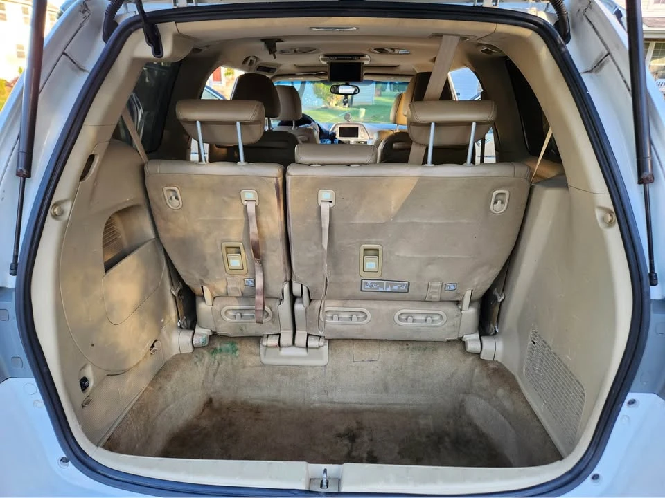 2010 Honda Odyssey - Image 12 of 19